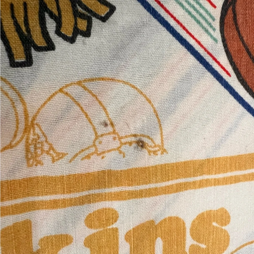 Vintage NFL Football Pillowcase Kids Eagles Redskins Bears Dolphins Jets Cowboys